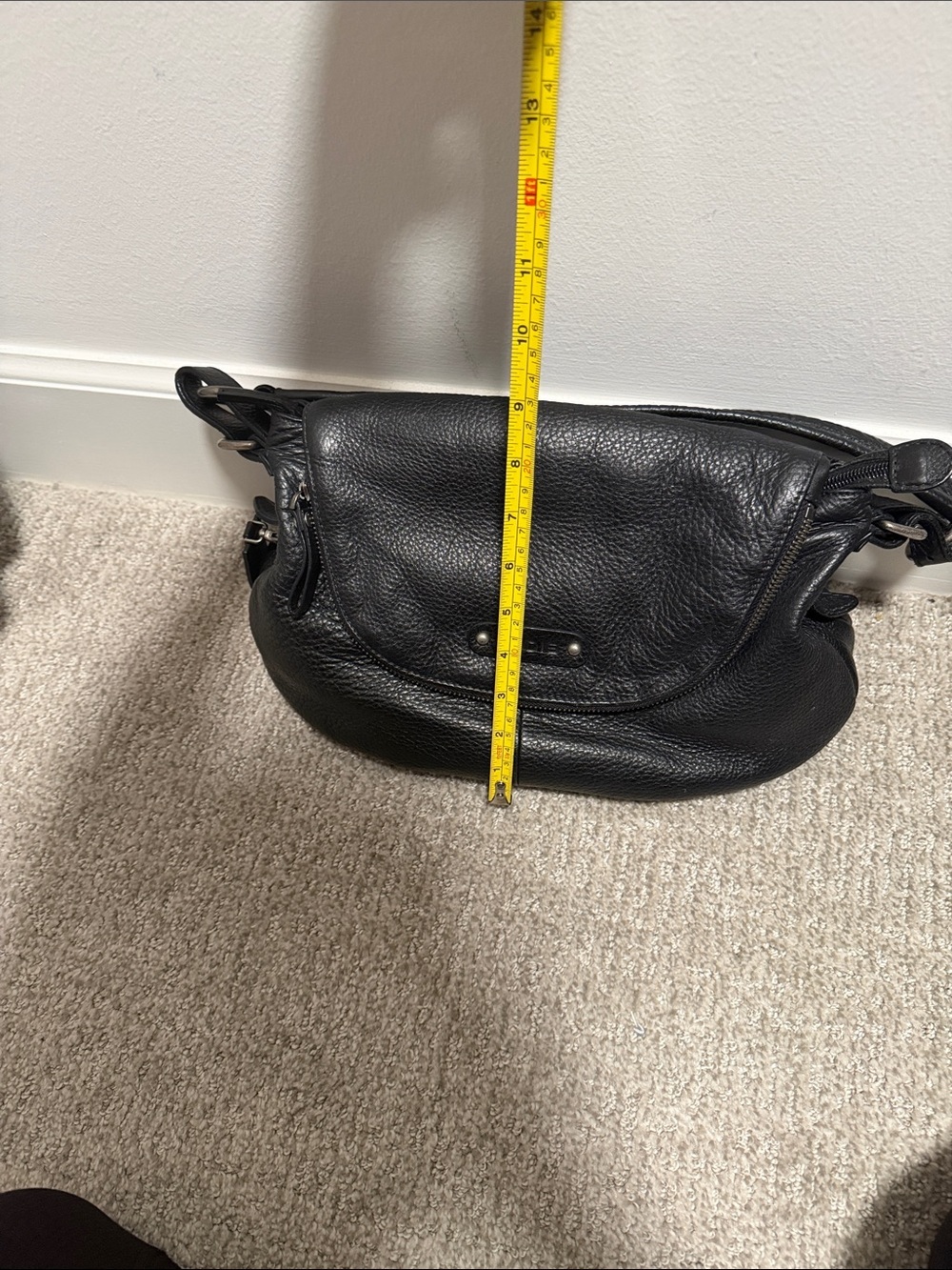 Elegant Black Leather Shoulder Bag - Picture 5 of 5